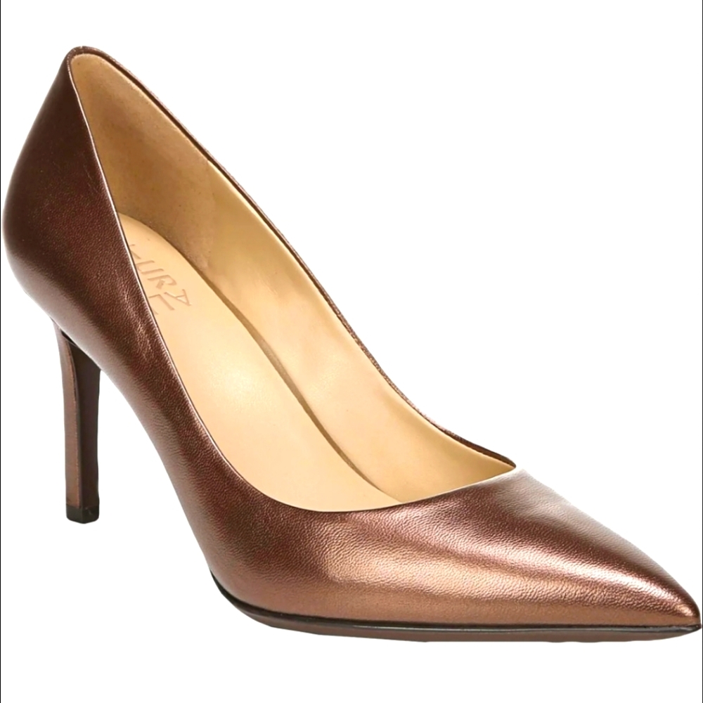 Naturalizer Brown Stiletto Heels with Streamlined Silhouette